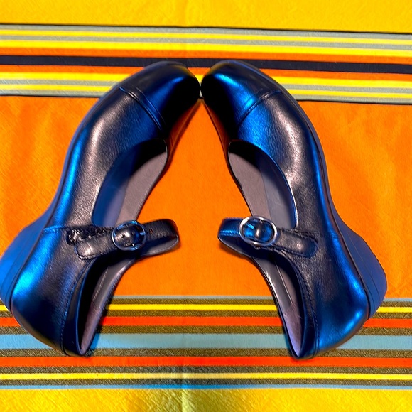 Dansko Shoes - DANSKO Mary Janes Size 39 EUC Leather Worn once!